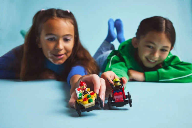 Klocki LEGO City 60458 Zestaw wyścigówek: pizza kontra wóz strażacki