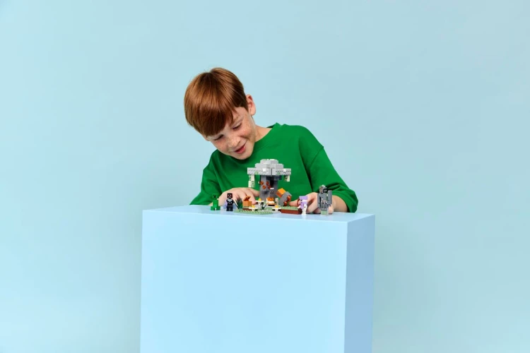 Klocki LEGO Minecraft 21586 Blady ogród