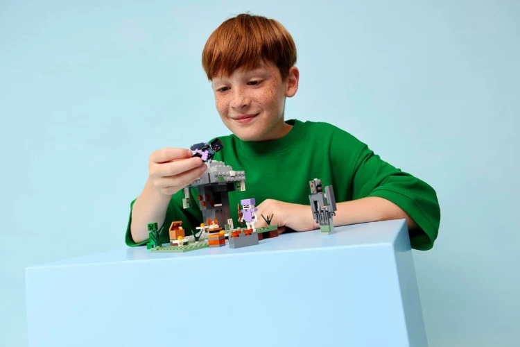 Klocki LEGO Minecraft 21586 Blady ogród