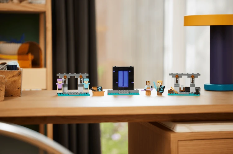 Klocki LEGO Minecraft 21252 Zbrojownia