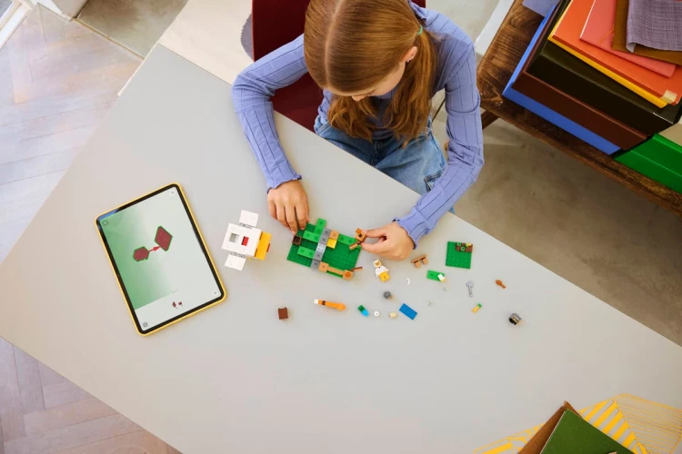 Klocki LEGO Minecraft 21585 Farma kurczaków