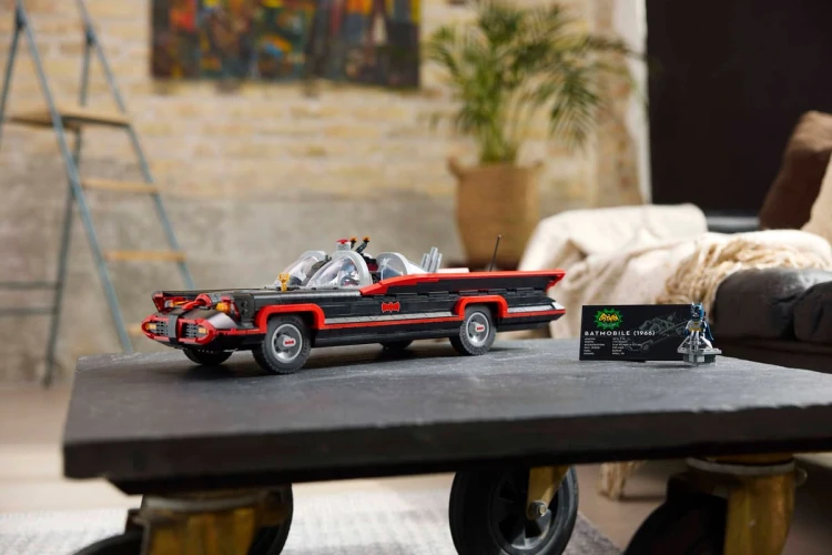 Klocki LEGO Batman™ 76328 Klasyczny serial telewizyjny Batman™ — Batmobil™