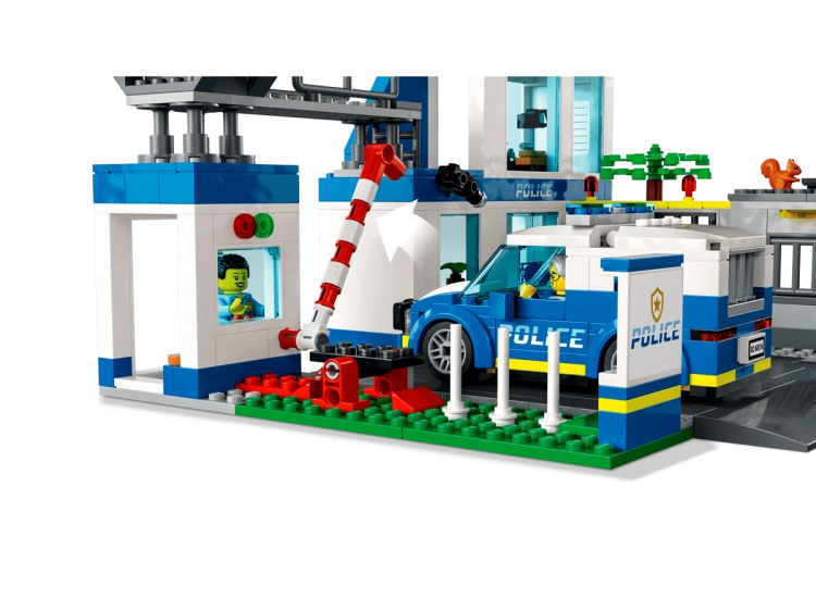 Klocki LEGO City 60316 Posterunek policji