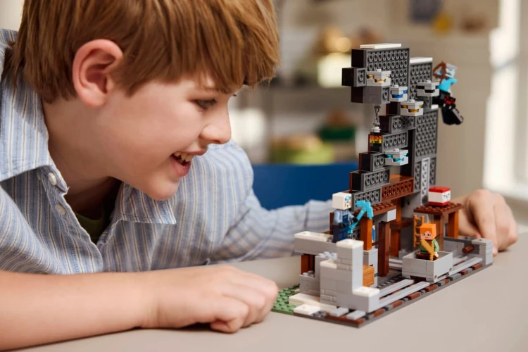 Klocki LEGO Minecraft 21277 Kilofowa kopalnia