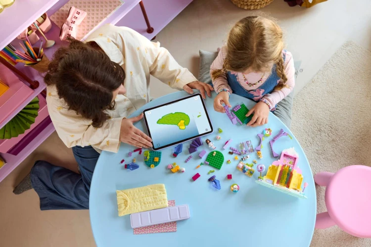 Klocki LEGO Koci domek Gabi 11205 Łakociowa Góra i Kiciowy Ogródek