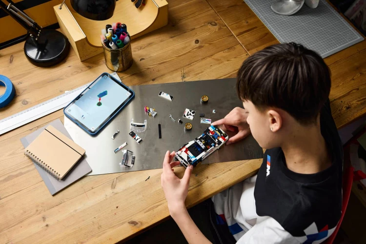 Klocki LEGO Speed Champions 77263 BMW M3 (E30)