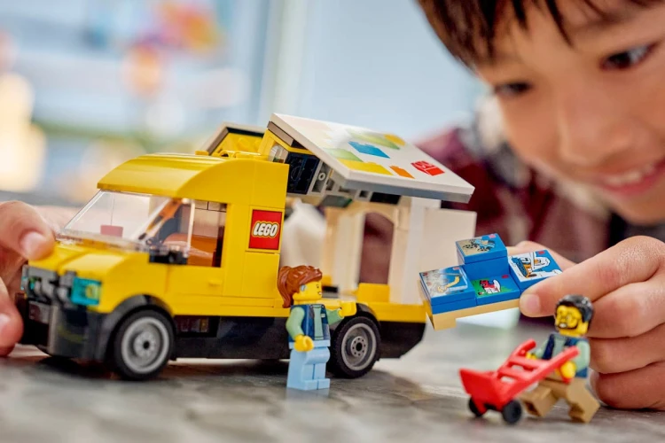 Klocki LEGO City 60500 Furgonetka LEGO
