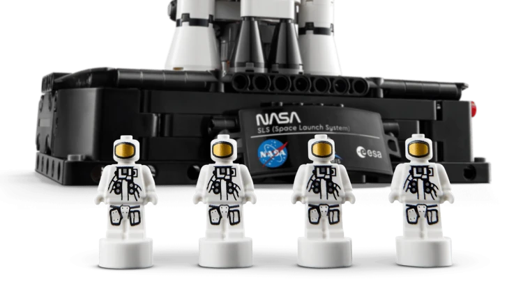 Klocki LEGO Technic 42221 Rakieta SLS NASA Artemis