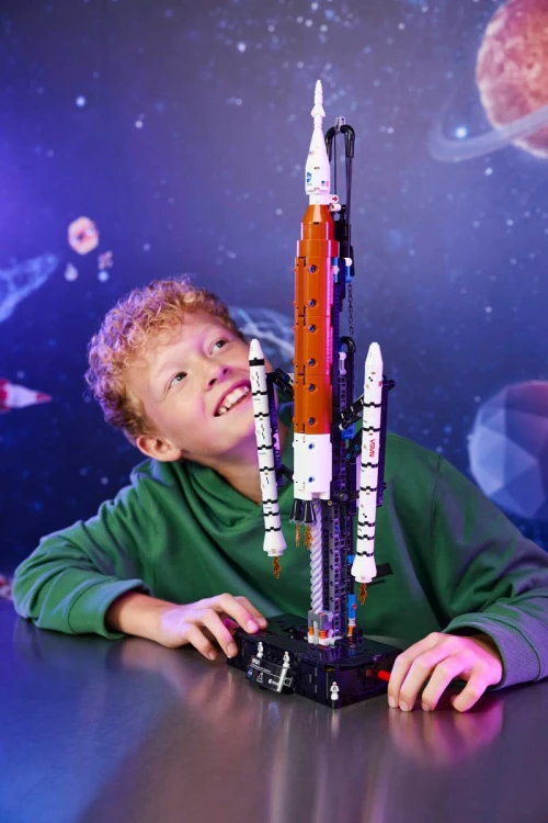Klocki LEGO Technic 42221 Rakieta SLS NASA Artemis
