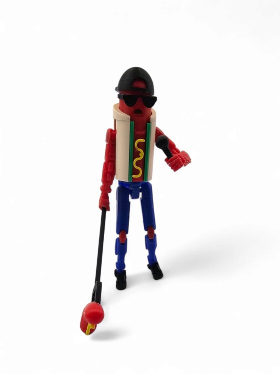 Figurka The Brat – Przegubowa Figurka Kolekcjonerska do Samodzielnego Złożenia 15,5 cm