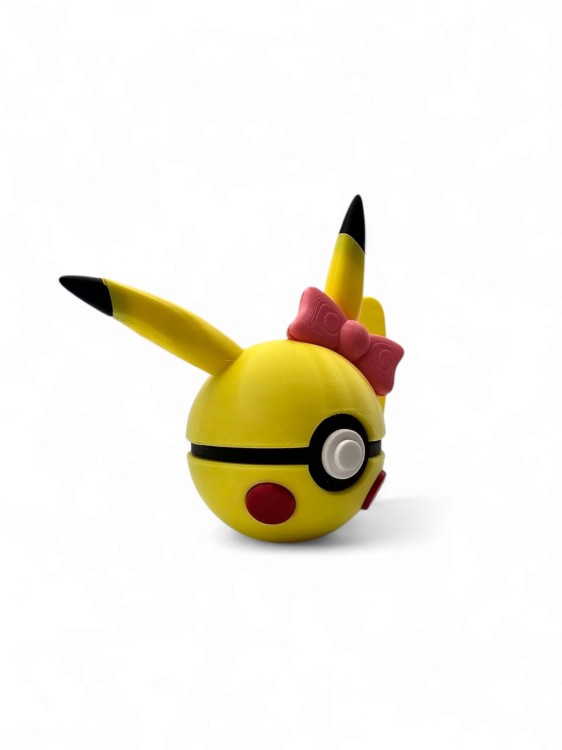 Female Pikachu Ball – Figurka Pokémon – Kolekcjonerska Pokeball (Wersja Żeńska)
