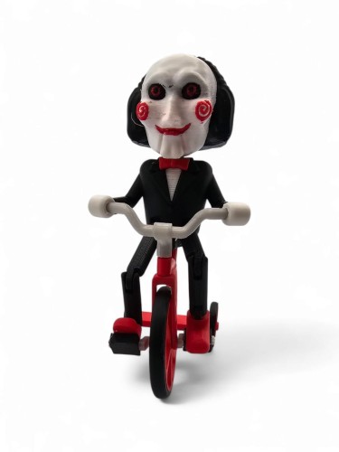 Figurka Billy the Puppet 12,5 cm – Kultowa lalka z filmu Piła | Kolekcjonerska figurka z PLA | Dekoracja fanów horroru