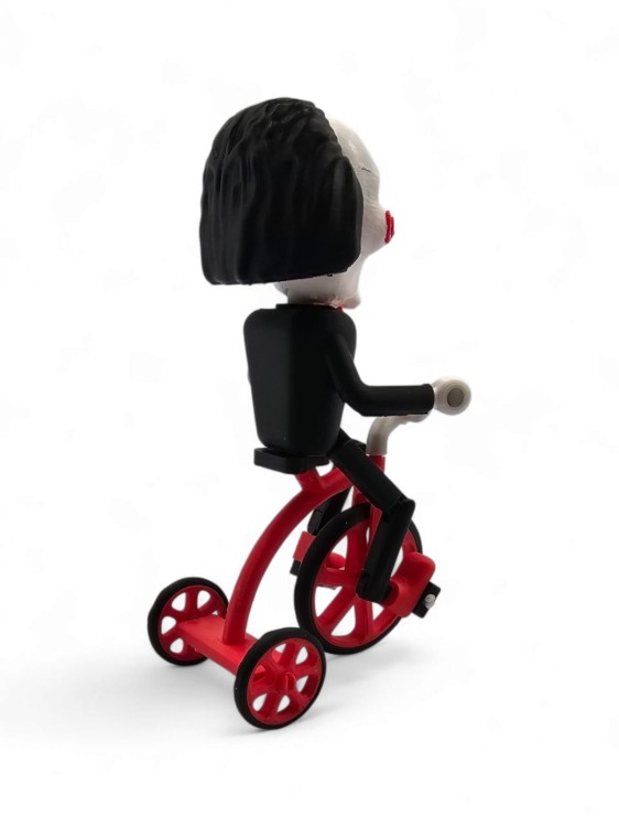 Figurka Billy the Puppet 12,5 cm – Kultowa lalka z filmu Piła | Kolekcjonerska figurka z PLA | Dekoracja fanów horroru