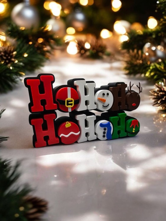 HoHoHo – Świąteczny Napis – Dekoracja z Mikołajem, Reniferem i Elfem