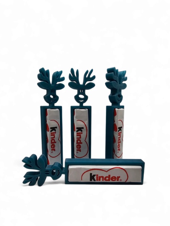 Świąteczne Renifery na Kinder – Dekoracyjne Uchwyty 4 szt.