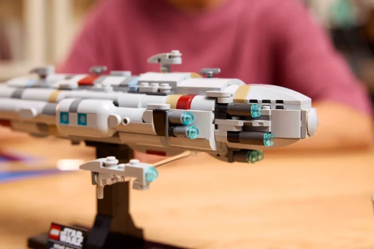 Klocki LEGO Star Wars  75405Krążownik typu Home One