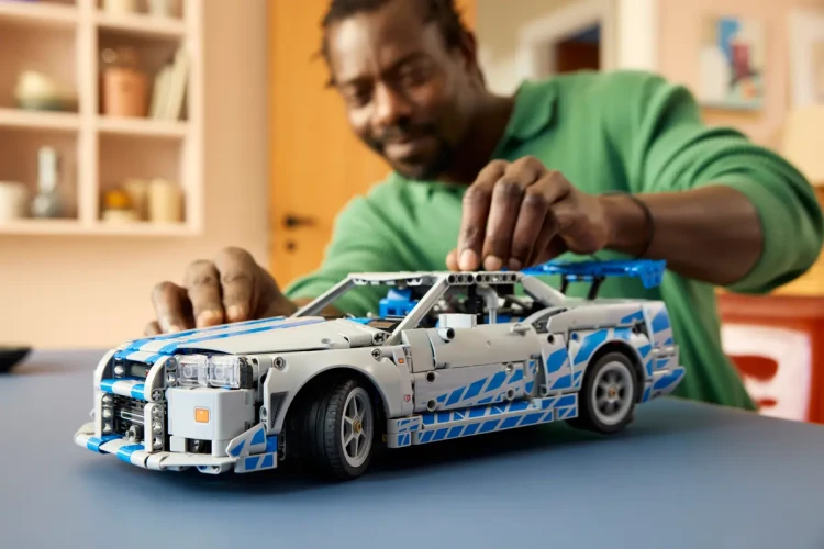 Klocki LEGO Technic 42210 Nissan Skyline GT-R