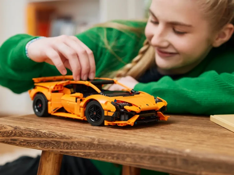 Klocki LEGO Technic 42196 Lamborghini Huracán Tecnica