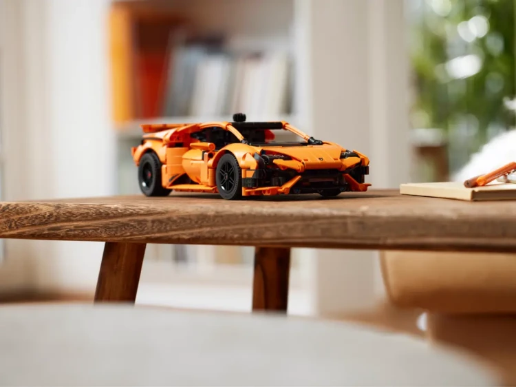 Klocki LEGO Technic 42196 Lamborghini Huracán Tecnica
