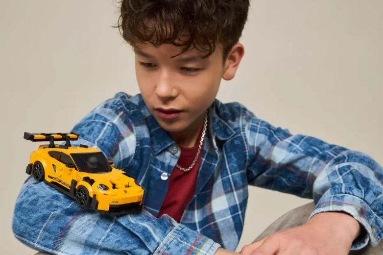 Klocki LEGO Speed Champions 77239 Supersamochód Porsche 911 GT3 RS