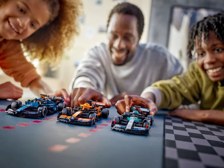 Klocki LEGO Speed Champions 77251 Bolid F1® McLaren Team MCL38
