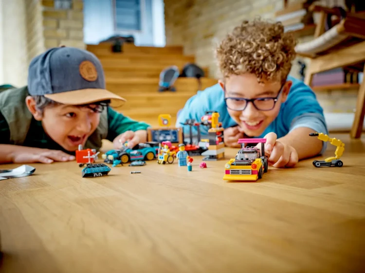 Klocki LEGO City 60389 Warsztat tuningowania samochodów