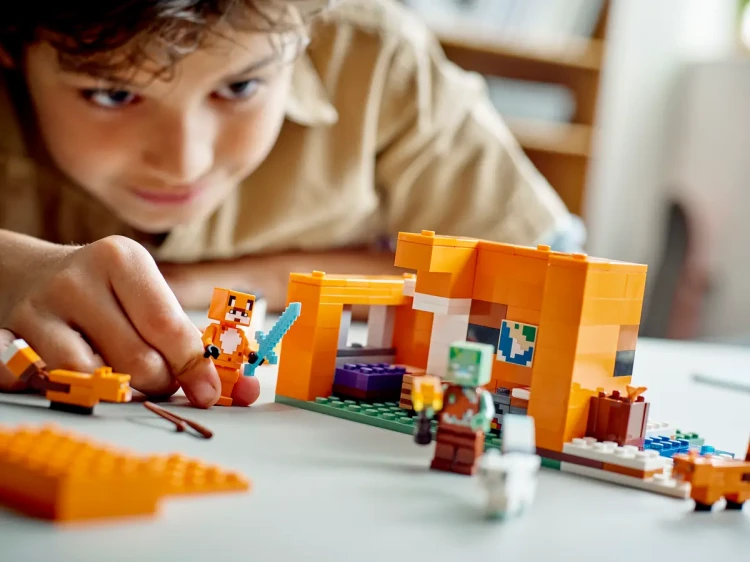 Klocki LEGO Minecraft 21178 Siedlisko lisów