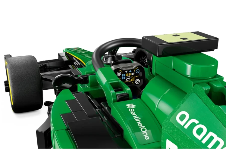 Klocki LEGO Speed Champions 76925 Samochód bezpieczeństwa Aston Martin i AMR23