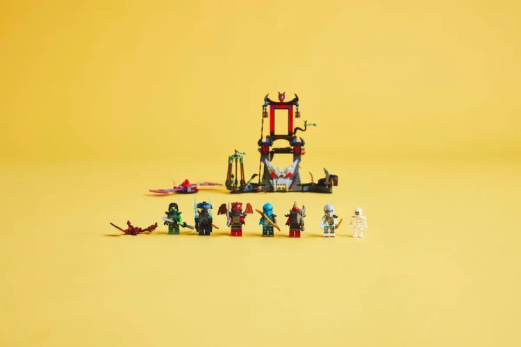 Klocki LEGO Ninjago 71841 Burzowa wioska Dragonów