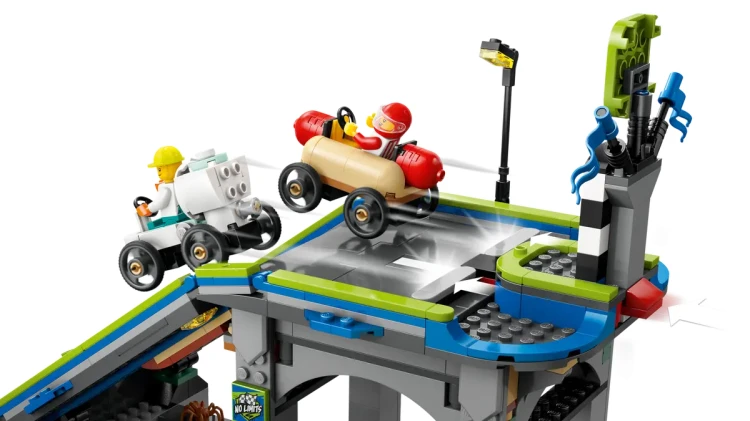 Klocki LEGO CITY 60460 Bez granic: tor z rampami dla wyścigówek