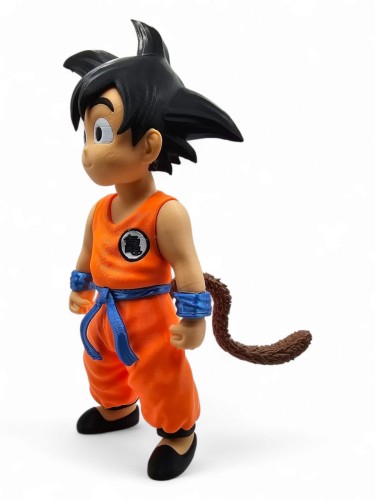 Figurka Son Goku – Dragon Ball – Kolekcjonerska Postać ok. 20 cm