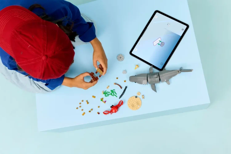 Klocki LEGO Creator 31381 Groźny rekin i skrzynia ze skarbem