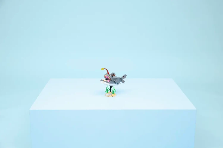 Klocki LEGO Creator 31381 Groźny rekin i skrzynia ze skarbem