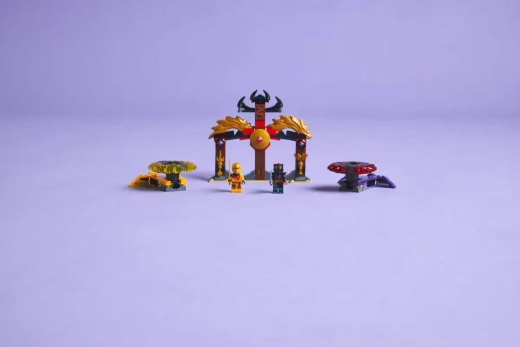 Klocki LEGO NINJAGO 71826 Smocze Spinjitzu — zestaw bitewny