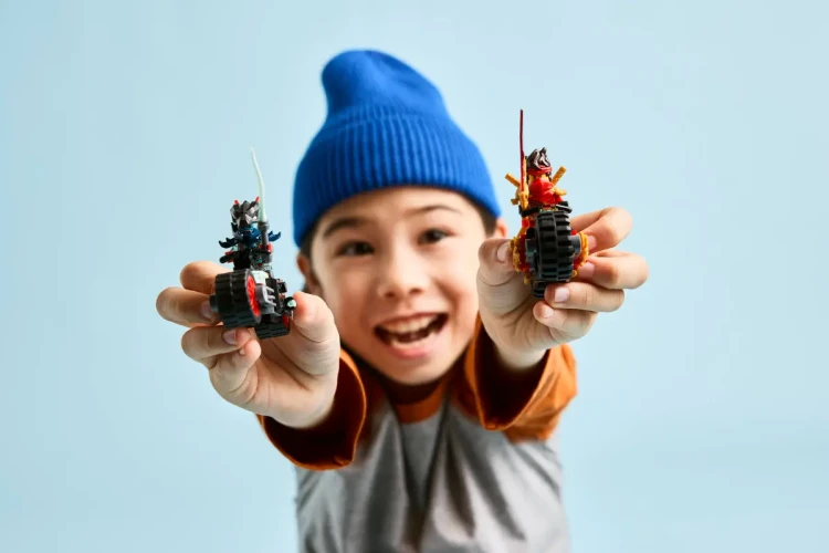 Klocki LEGO NINJAGO 71838 Wyścig motocyklowy Kaia