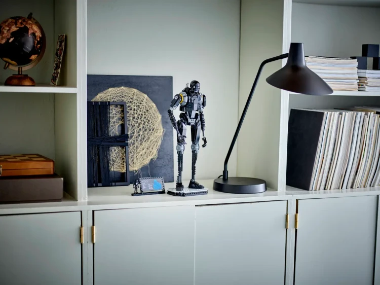 Klocki LEGO Star Wars 75434 Droid strażniczy K-2SO™