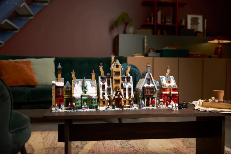 Klocki LEGO Harry Potter 76457 Hogsmeade™ — edycja kolekcjonerska