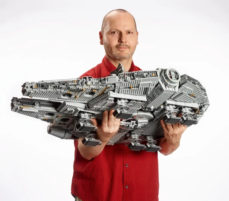 Klocki LEGO Star Wars 75192 Sokół Millennium