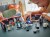 Klocki LEGO City 60444 F1® Garaż i bolidy Mercedes-AMG i Alpine
