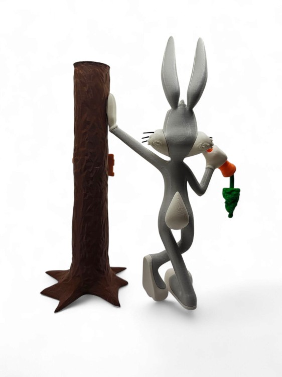 Królik Bugs – Figurka Kolekcjonerska „Co jest doktorku?” – 20 cm