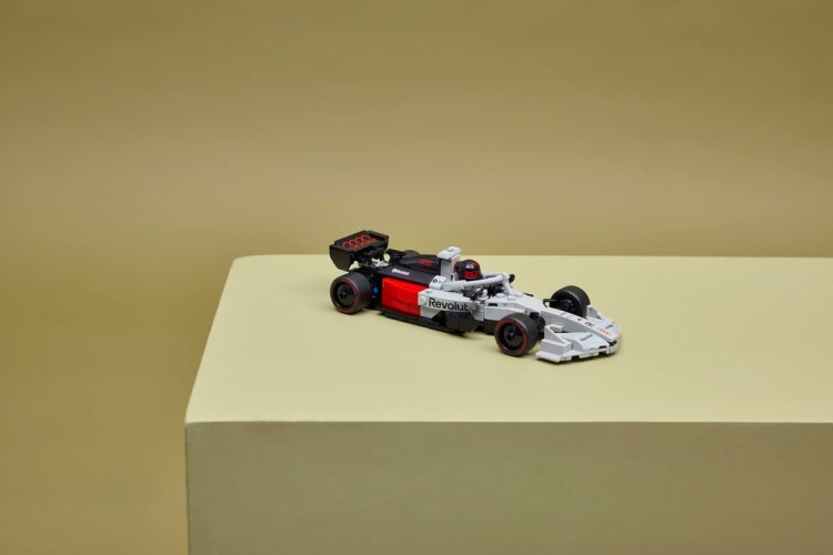 Klocki LEGO Speed Champions 77259 Bolid Audi Revolut F1® Team R26